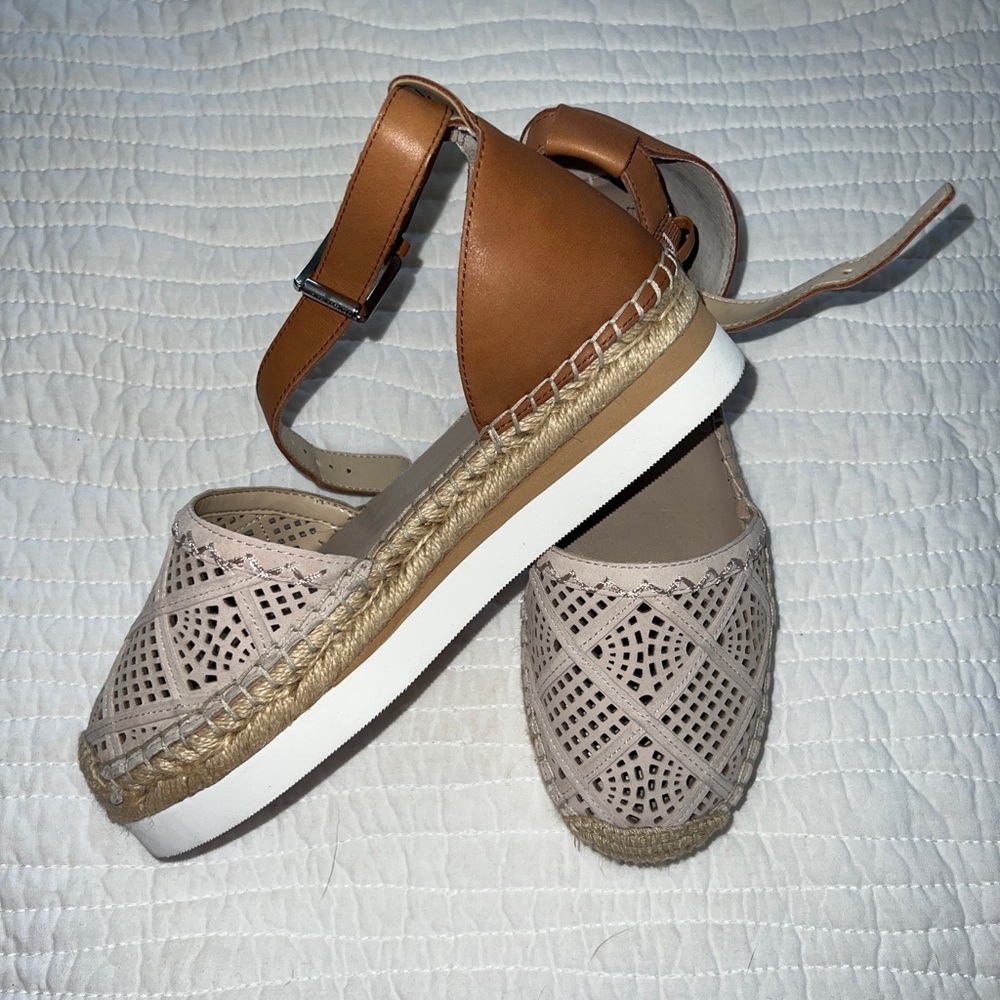 Vince Camuto sandal